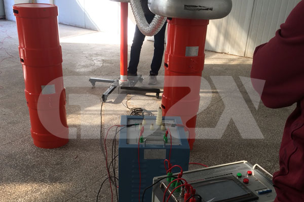 串聯(lián)諧振試驗(yàn)操作.jpg 串聯(lián)諧振試驗(yàn)操作.jpg