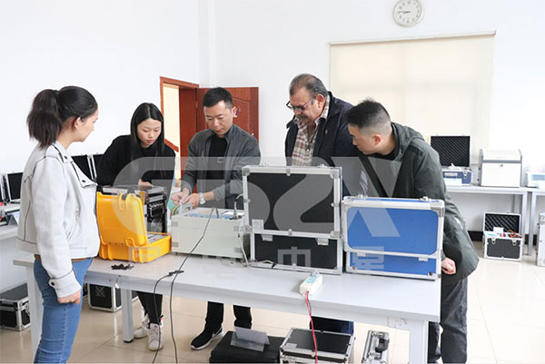 墨西哥客戶(hù)來(lái)訪(fǎng)國(guó)電中星